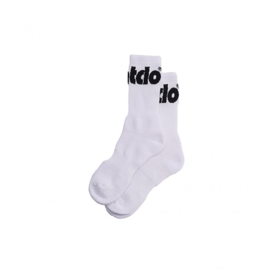 WHITE SIMPLE FONT SOCKS